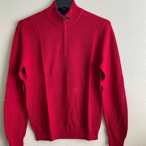Brand New — textured men’s sweater!